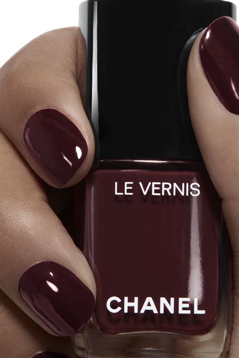 chanel oje kırmızı|LE VERNIS Oje 155 .